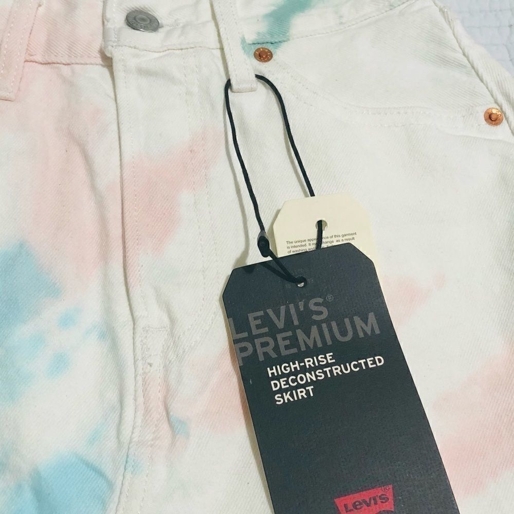 Levi's Deconstructed Tie Dye Denim Skirt (Juniors)‎ - Picture 12 of 13